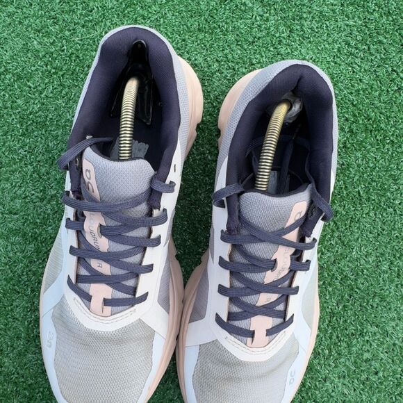 ON CLOUD RUNNER - Women’s Running Shoes - SIZE 9.5 - Picture 5 of 10